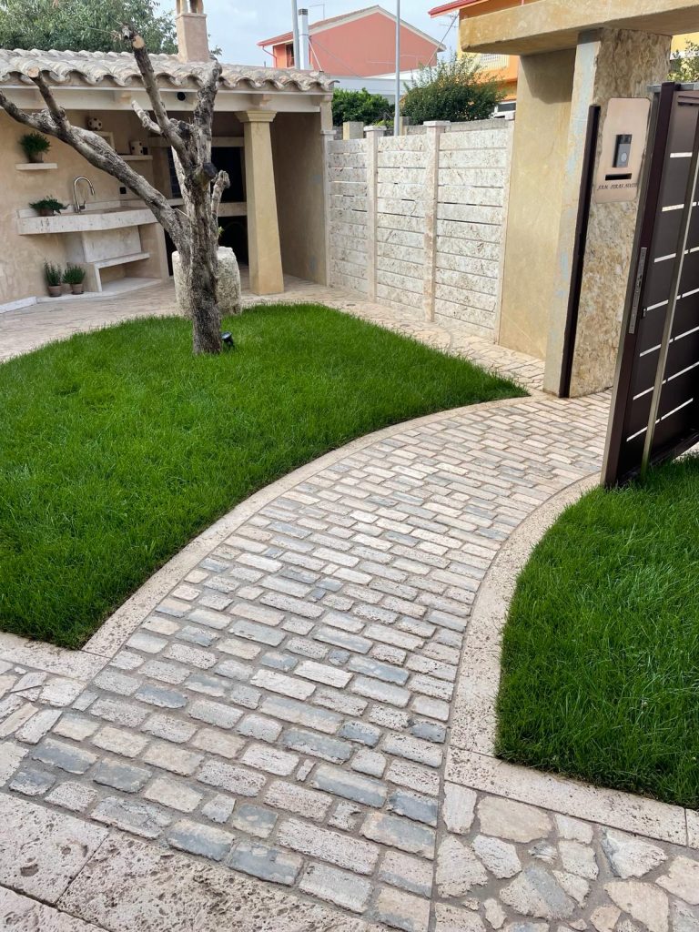 Il Cortile in Pietra: 5 Consigli veramente utili per non sbagliare 3 cortile in pietra naturale