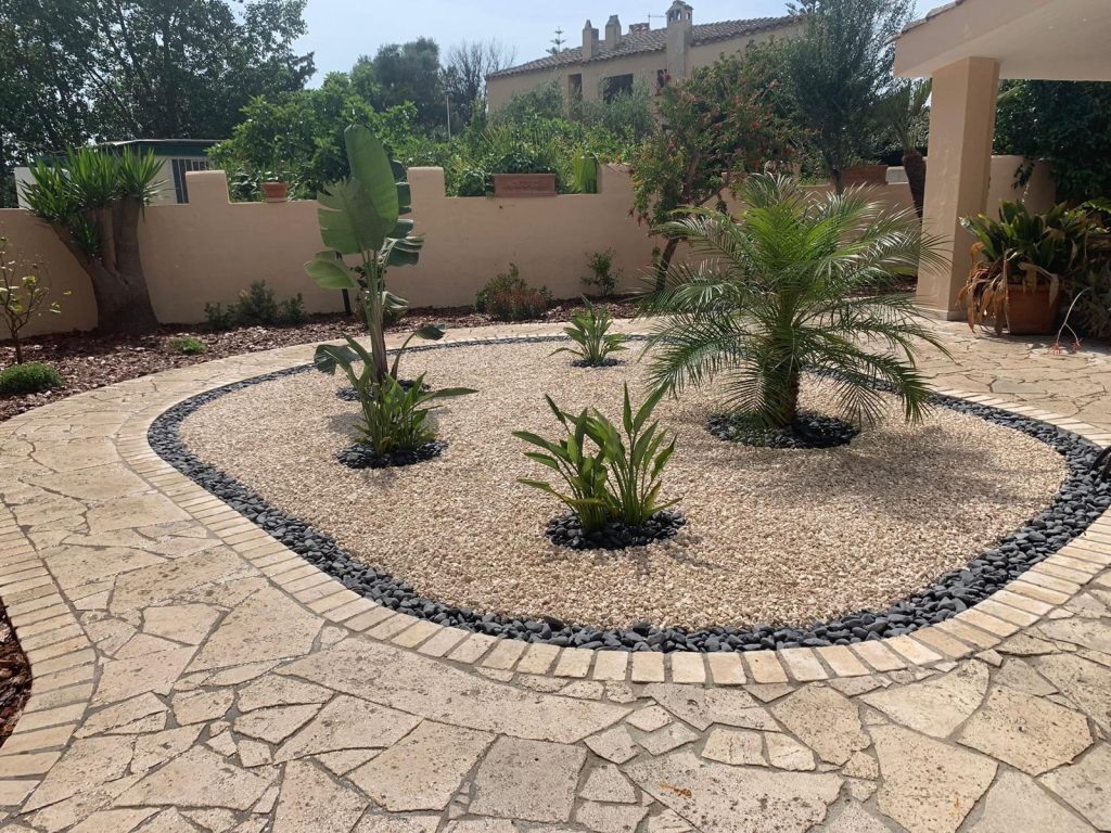 Il Cortile in Pietra: 5 Consigli veramente utili per non sbagliare 2 cortile in pietra